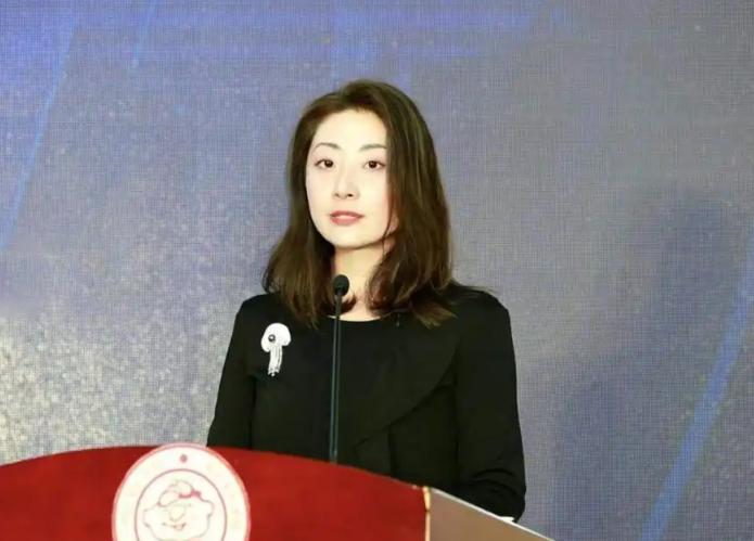 又爆猛料！宗馥莉直接闹到全国最高法院！宗馥莉这次很硬气直接向最高法提交
