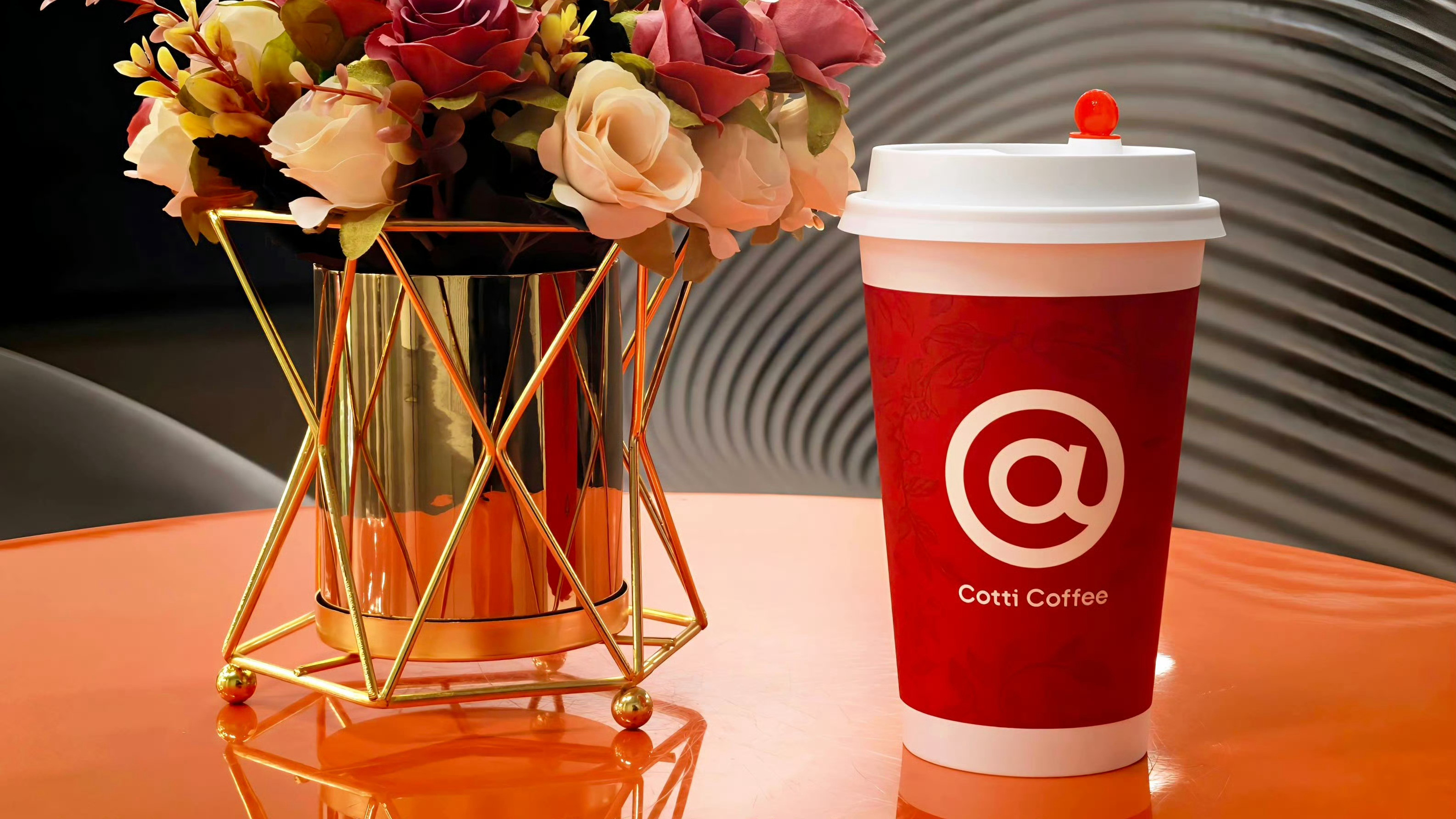 库迪咖啡也不全是九块九，我经常喝。但是现在瑞幸咖啡基本上没有九块九了，已经很难喝