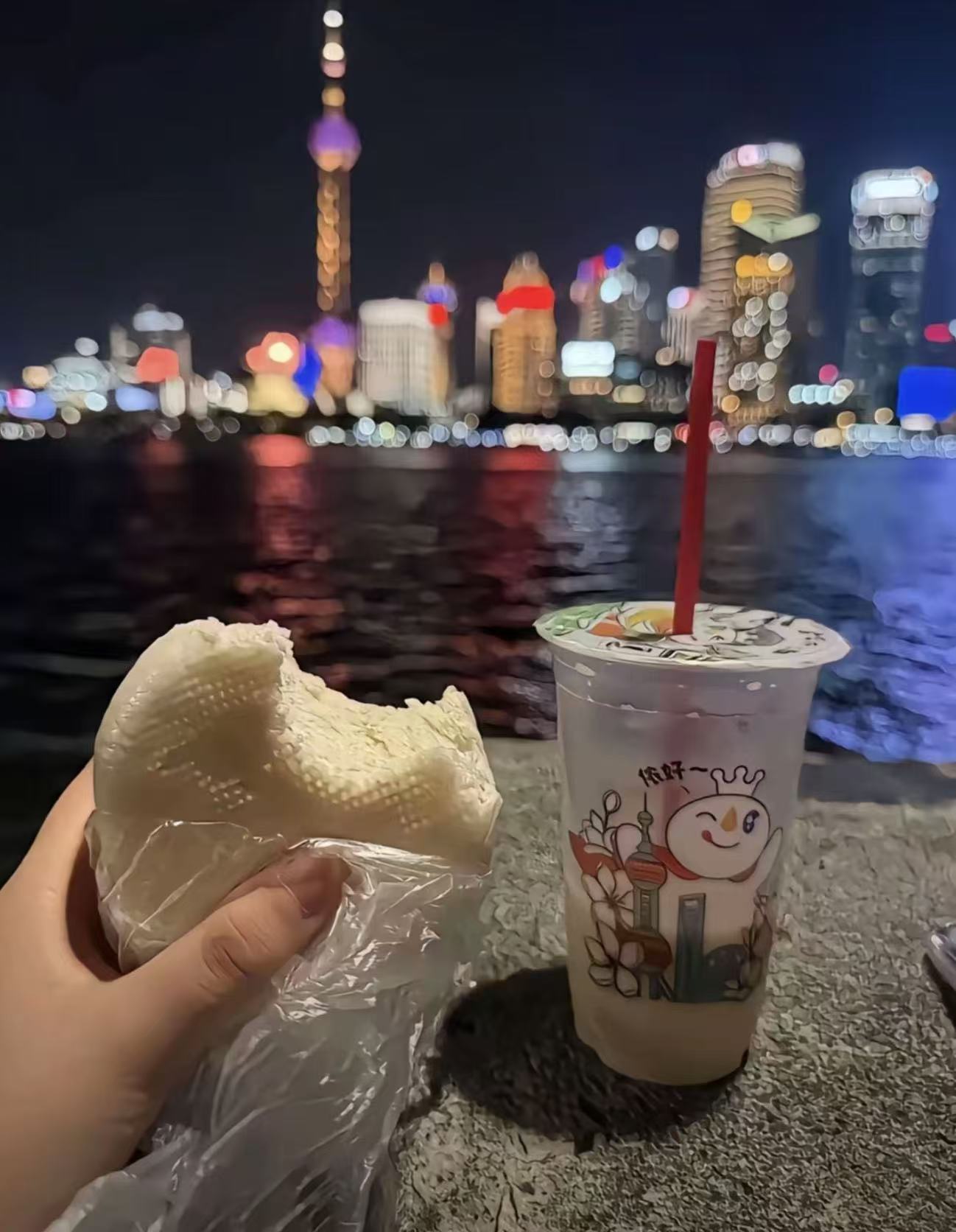 对面景色好美啊​​​