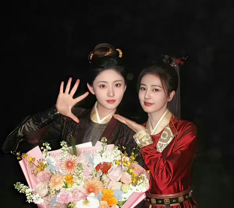 于正捧人有时候灵有时候就是死活不灵你发现没有？同样是他“喂资源”，白鹿和赵晴