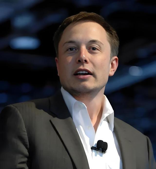 世界首富马斯克再次抛出惊人言论，振聋发聩！他坦言中国真的被低估了！中国并没有崛起