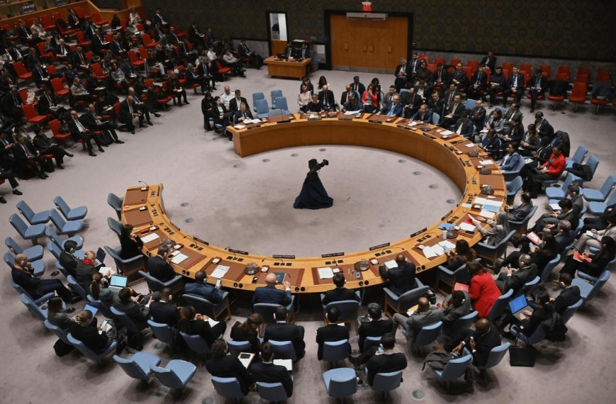 中方另有行动，拉60国成立国际组织，不到一天，匈牙利宣布退群。中国在香港牵头