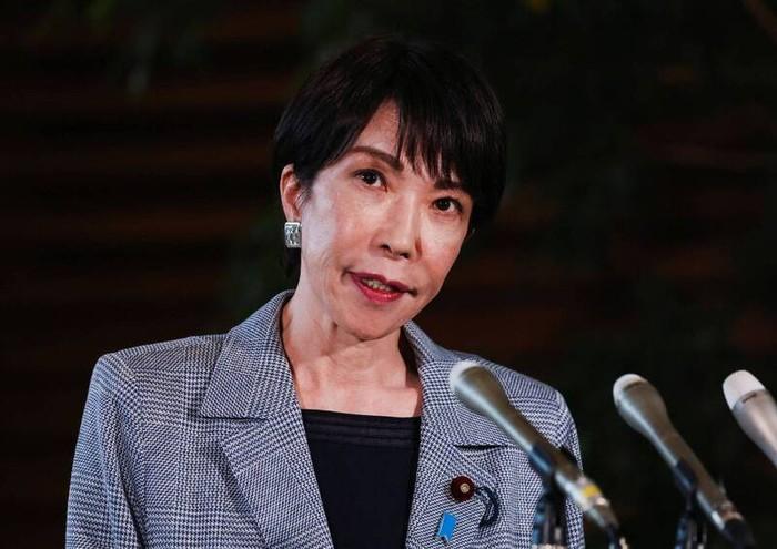 网上都在传高市早苗“认怂”了，悄悄收回了那句狂妄的“台湾有事就是日本有事”。很多