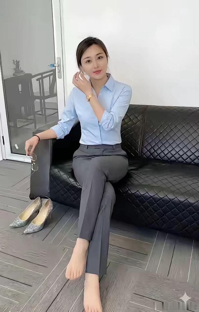 猜猜这是什么单位的衣服