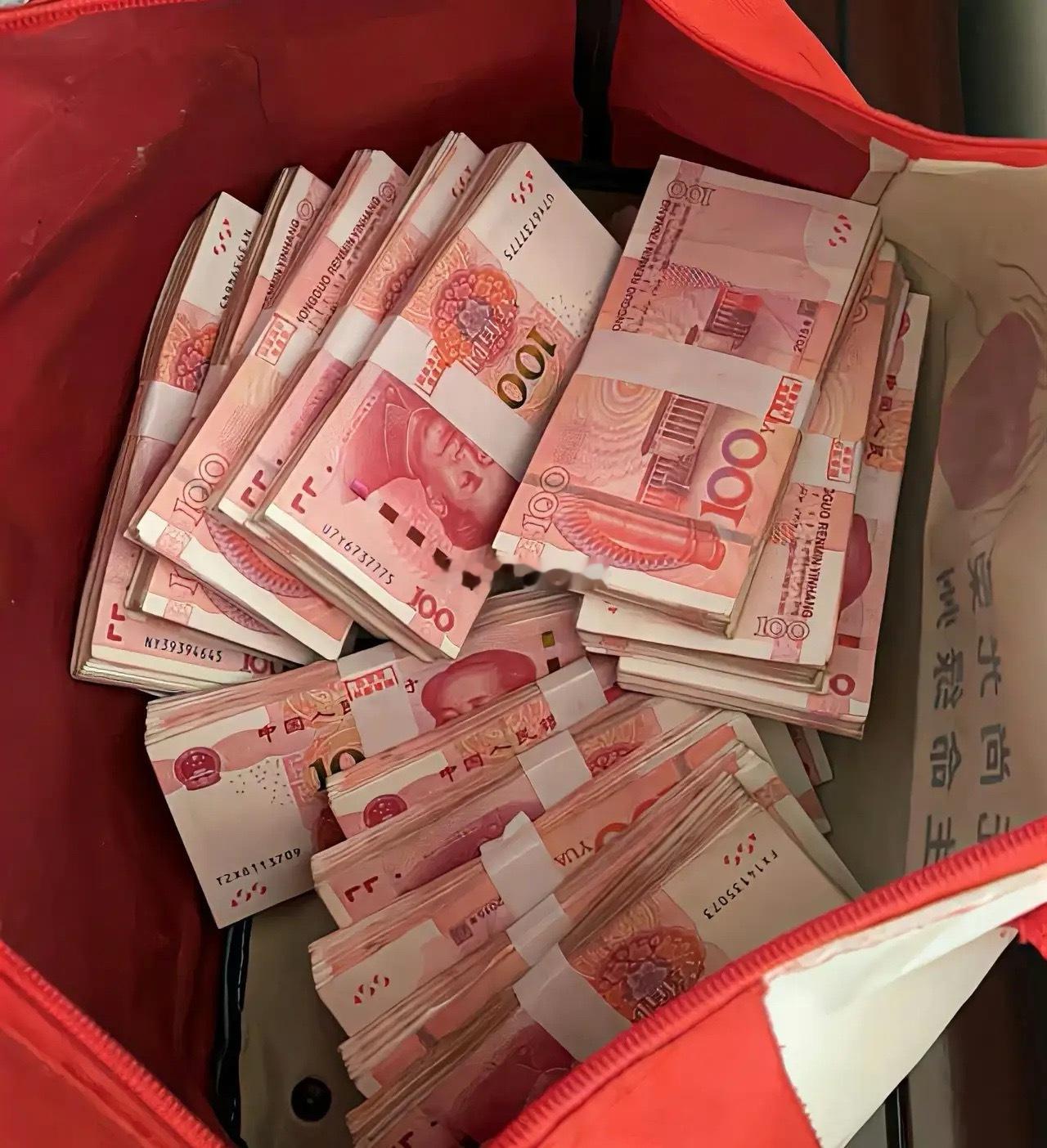 突然发现：如果你持有腾讯股票5年，你可以赚41.8%如果你持有腾讯股票10年，你