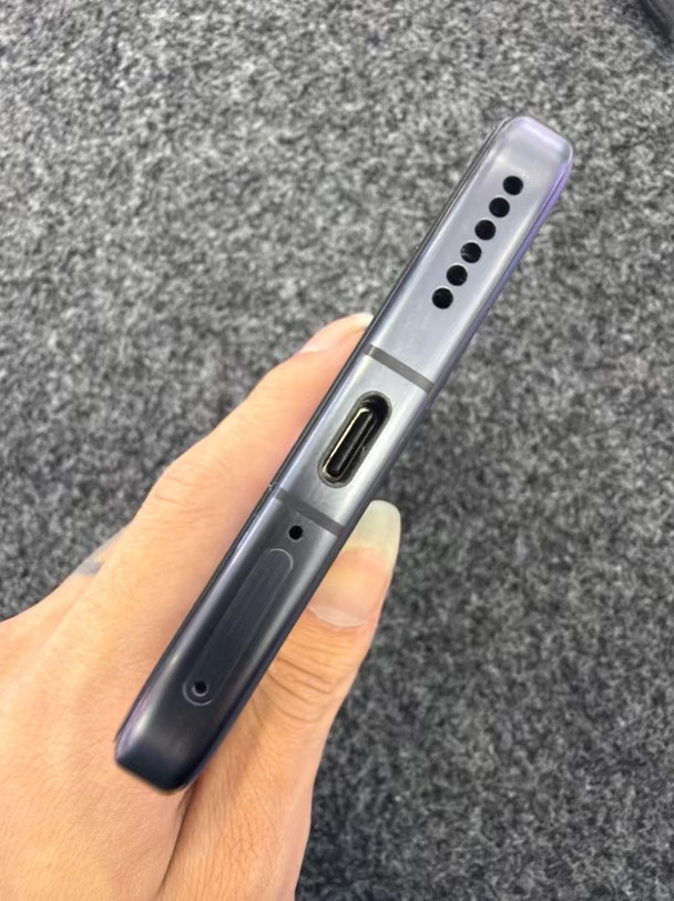 荣耀magic8pro