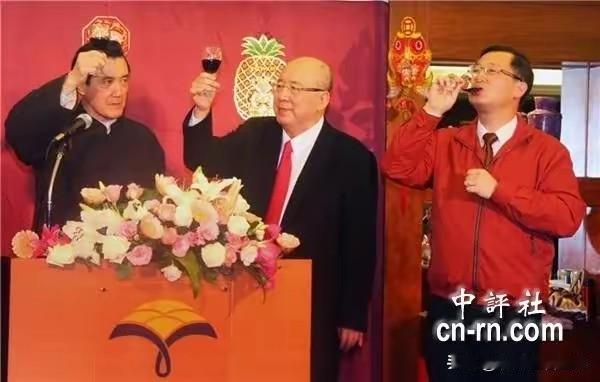 郑丽文能成为第二个吴伯雄吗？聊湾区看世界的观点如下：第一，蓝营负责人中真正称