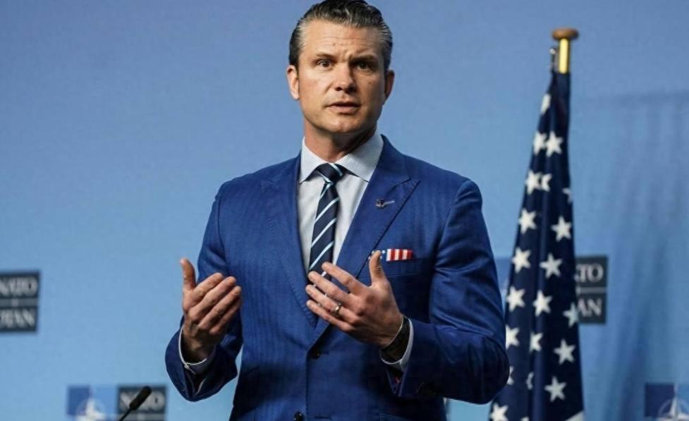 美军人员伤亡情况竟仿佛成了“高级机密”！在相关记者会上，记者抛出关于美军伤亡及