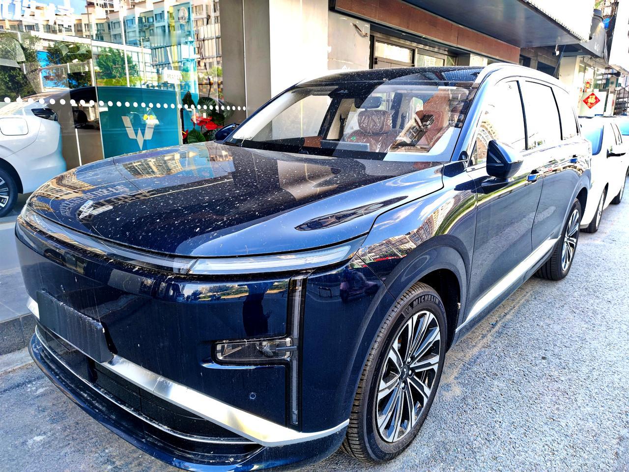 十万级家用SUV《星光L》2026年7月16日，五菱银标旗舰星光L正式上