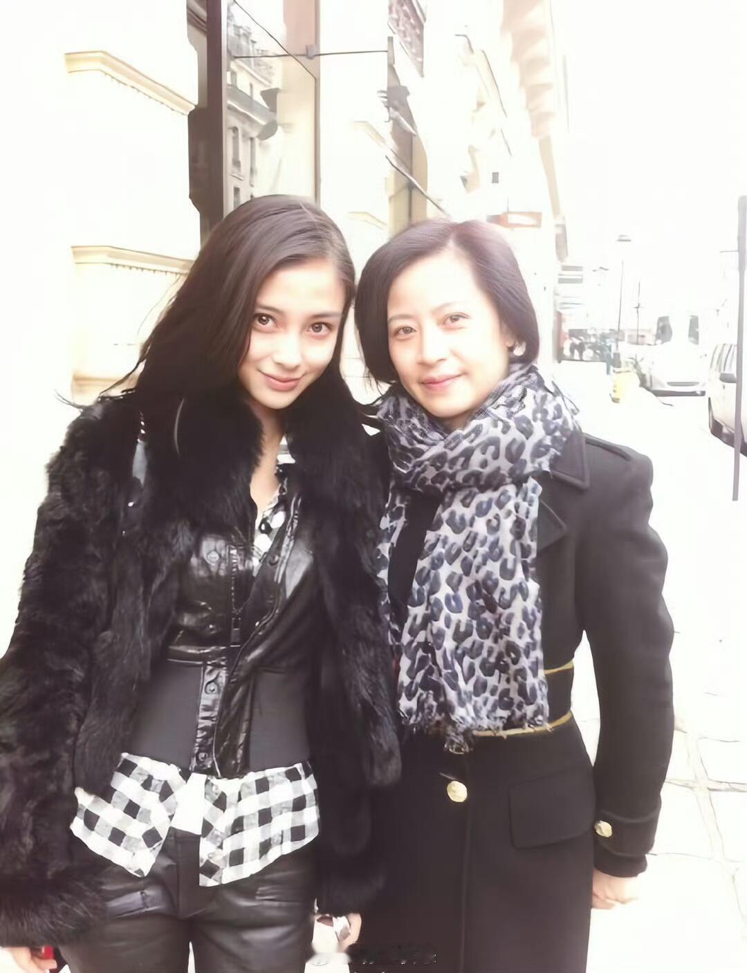 Angelababy和Angela妈咪