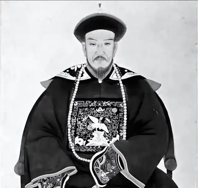 大臣孙嘉淦告老还乡，乾隆收到密报，说他偷运十几箱黄金回家。乾隆暴怒之下派人去调查