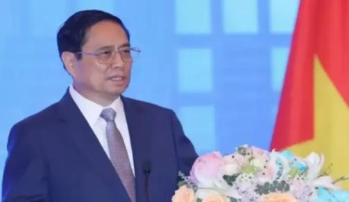 2025年，越南竟把两广划为“祖先故土”编进了教科书，甚至将河北籍的赵佗塑造成他