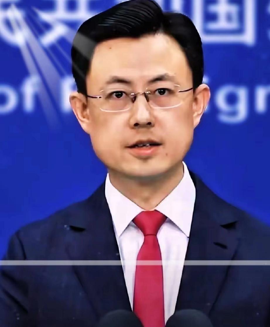 说了你都不敢信！高铁带打火机必扣，1200吨战略石墨却一路绿灯去了美国？咱