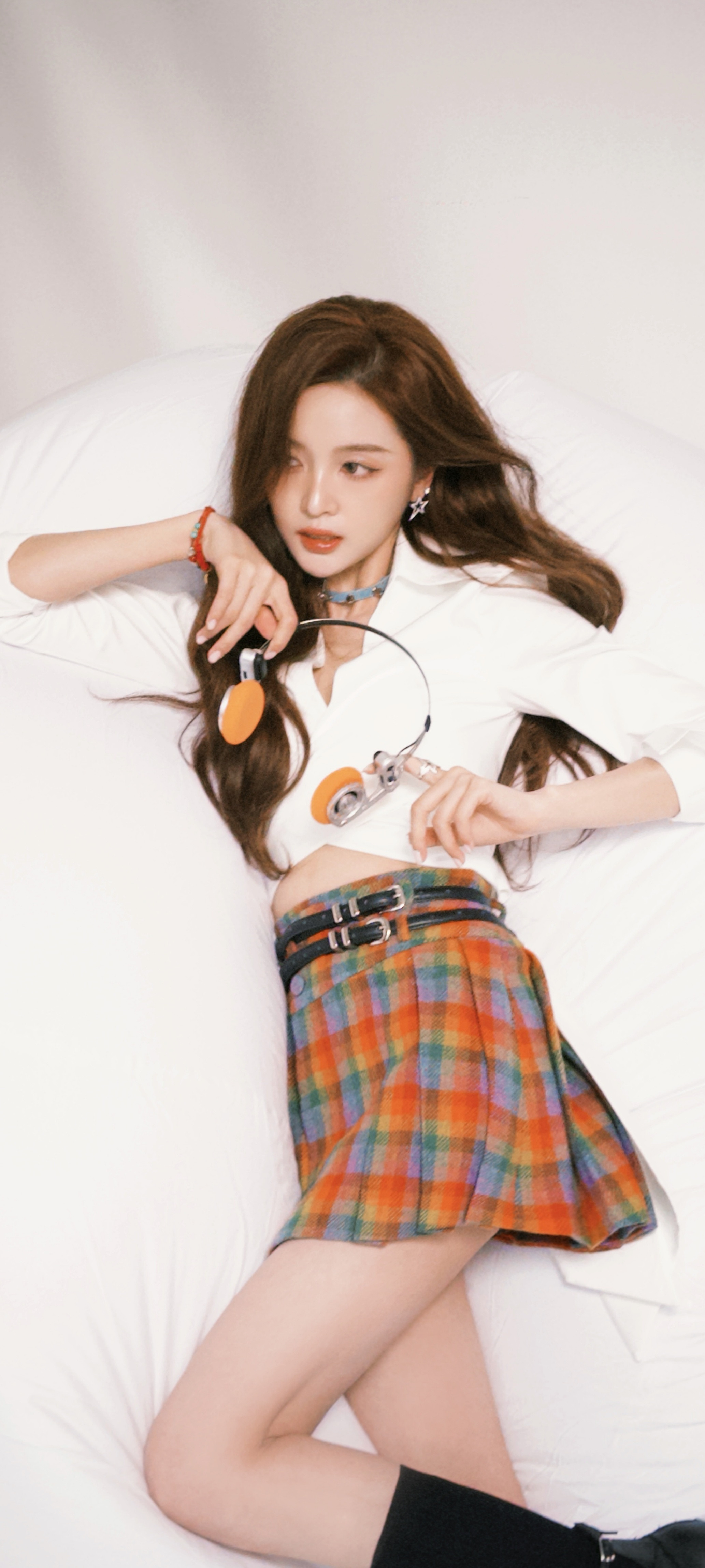 吴宣仪手机壁纸全屏：吴宣仪在变了在72变了。吴宣仪