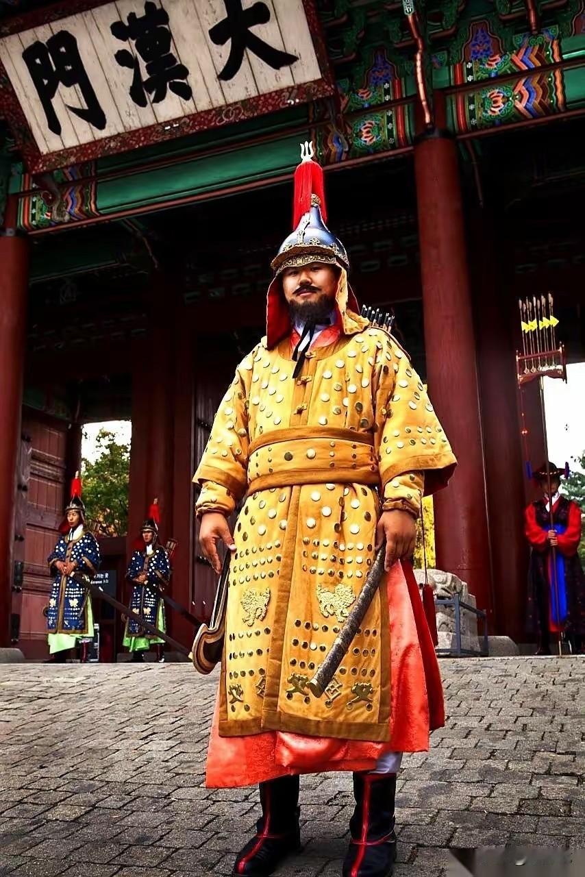 大清一等带刀侍卫有多狠？五步之内，他们就是皇权下的“死神”！不仅拥有