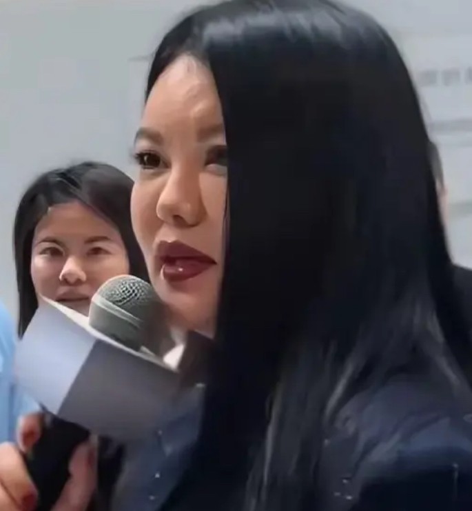 李湘能有如今的身材，不是她不减肥，也不是她生活放纵，而是李湘是一个美食老