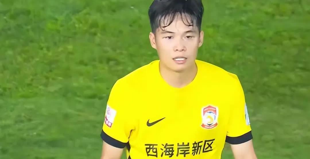 [玫瑰]不得不承认，这8位“外租”球员，回归泰山队概率如下——1、张弛：