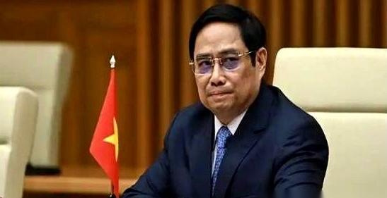 越南国会这次下了狠心：废弃用了一百多年的老旧窄轨铁路，痛痛快快掏出83亿美元，直