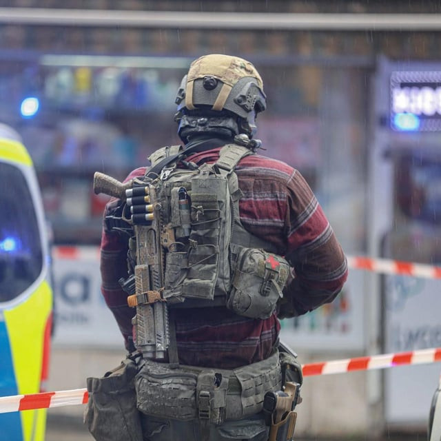 便服战术佬​​​