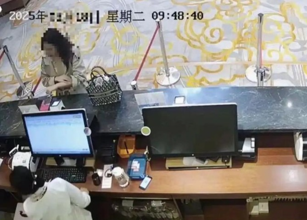 “白嫖上瘾？”女子在上海旅游一个月，住10多家酒店，却没花一分钱。因为她每次都故