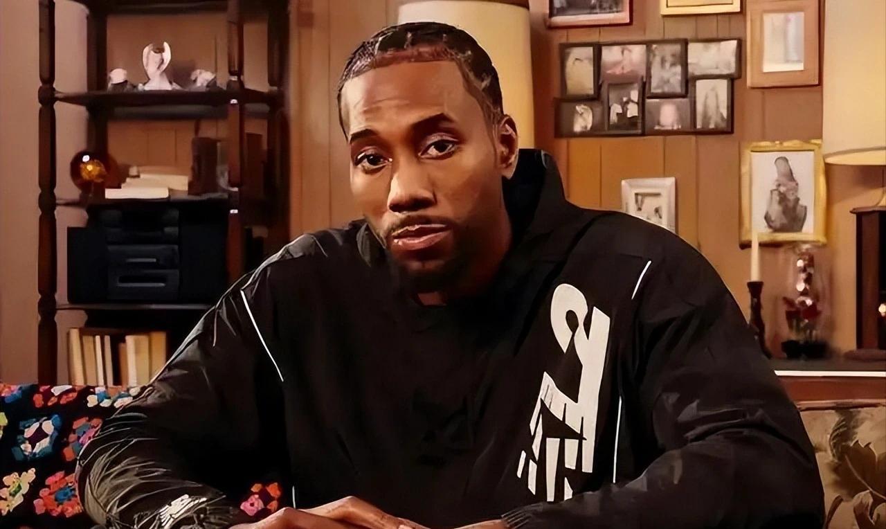 玩阴阳合同伦纳德外忠内奸？大胡子哈登被害惨，小华会怎么修理NBA首富鲍尔默？