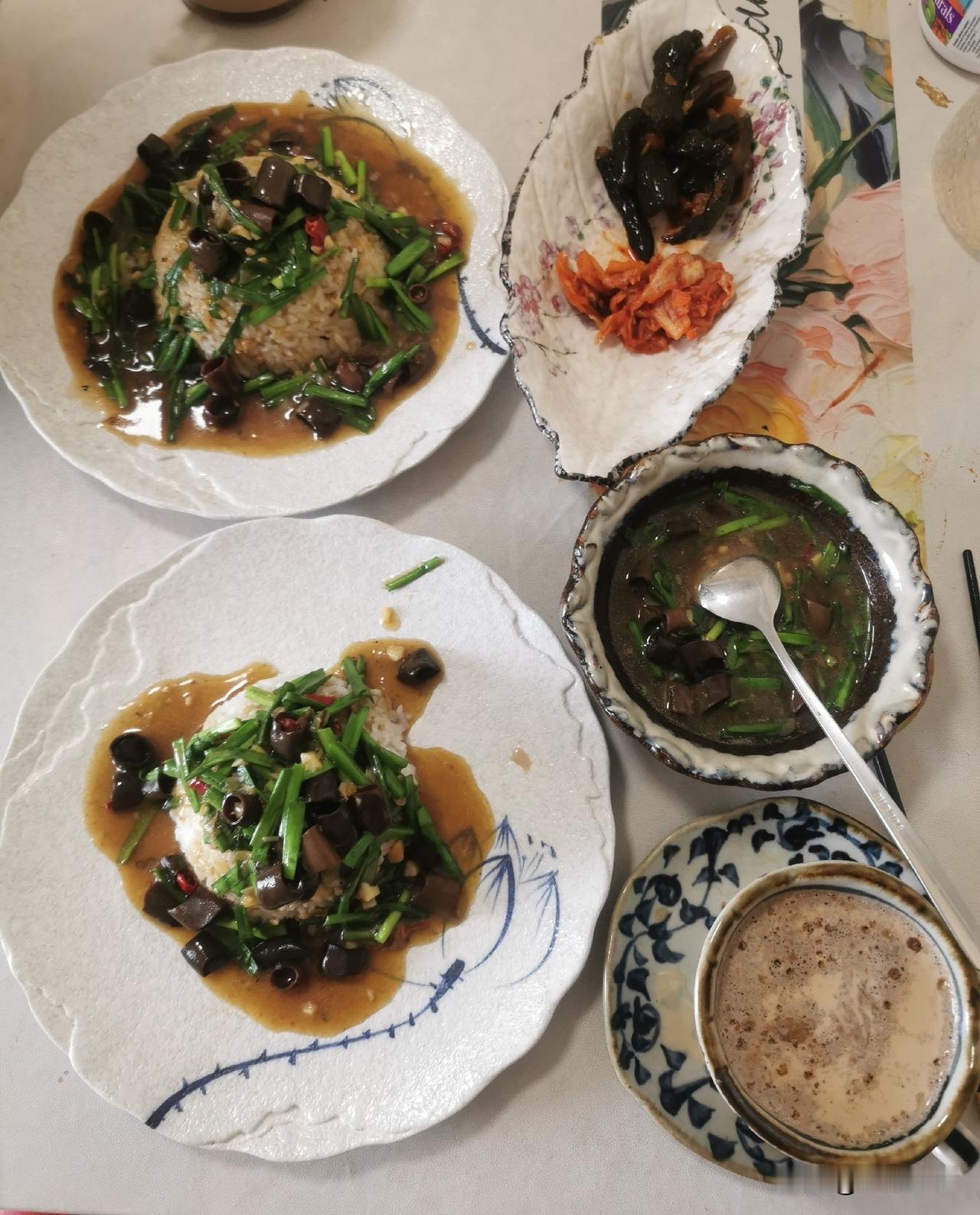 这餐海肠捞饭不足30元钱！看看我做的海肠捞饭，咋样？昨天我写一个海肠打卤