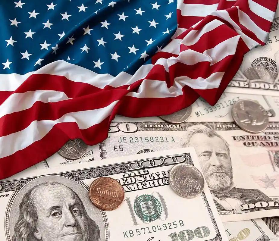 看到中央财经大学一位学者的论述，似乎对美国的顽固有了新的认识。他说美国之所以不