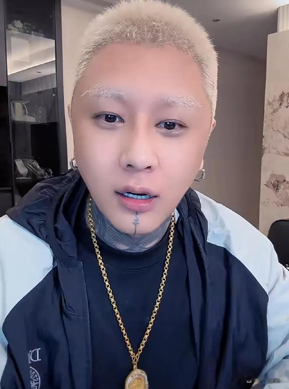 f/z直言与洋洋洋不熟，怒诉太原老葛、巴扎黑、老狗等网红，给出视频就是蹭热度，给