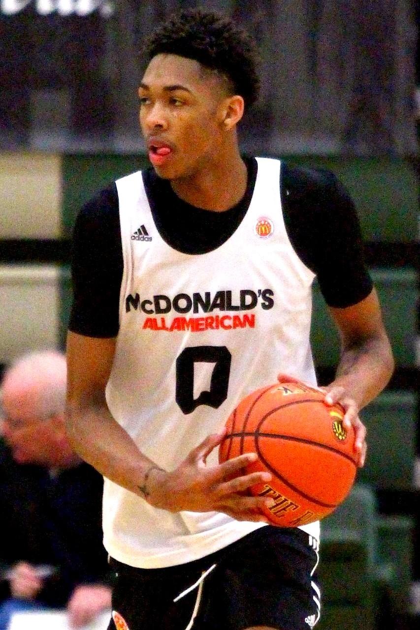 猛龙这波7连胜，核心居然不是得分王。英格拉姆现在是真变了，打篮网就拿14分，