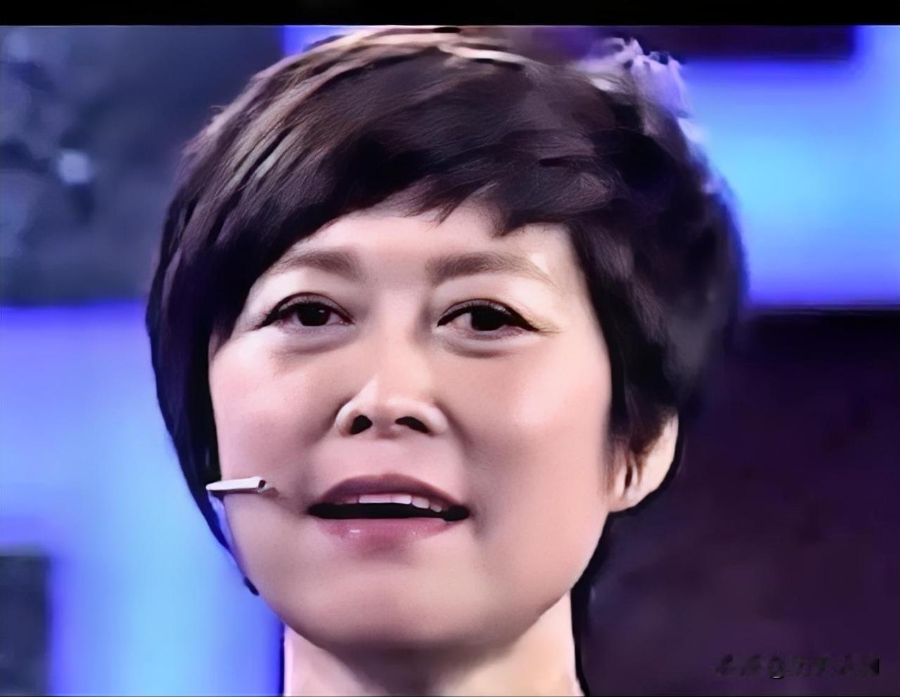 多家媒体报道著名主持人敬一丹去世。敬一丹，1955年生于哈尔滨，知名主持人、记