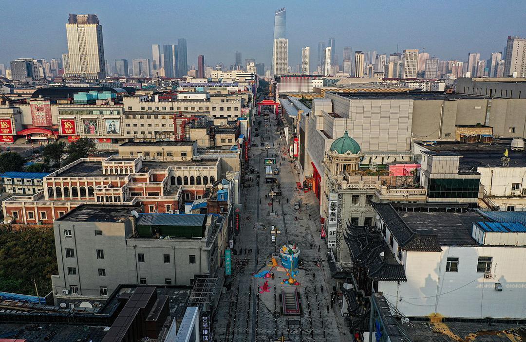 在沈阳待了几天，这地方真是有点东西!三点印象，不说不快：第一，沈阳的“大”是实