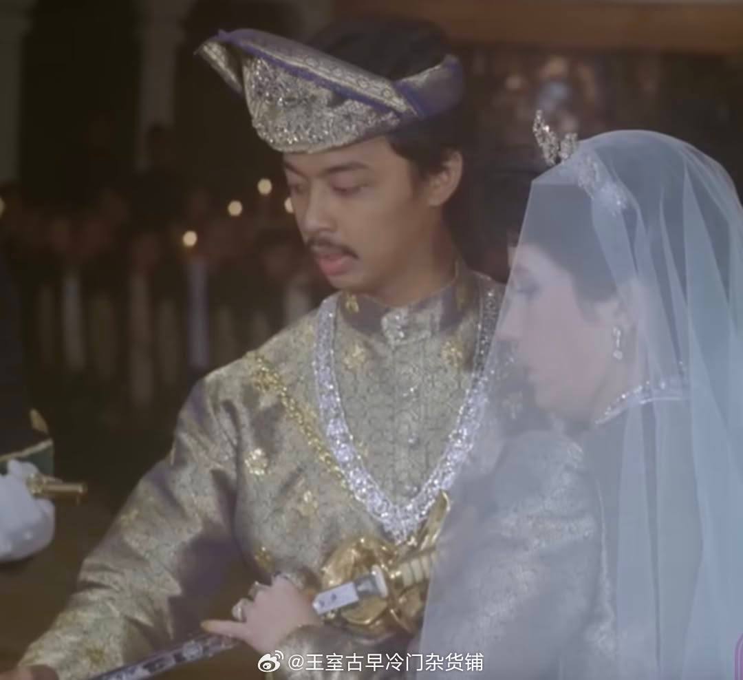 王室王室马来西亚王室彭亨2026年3月6日，彭亨苏丹夫妇结婚40周年纪念，有粉