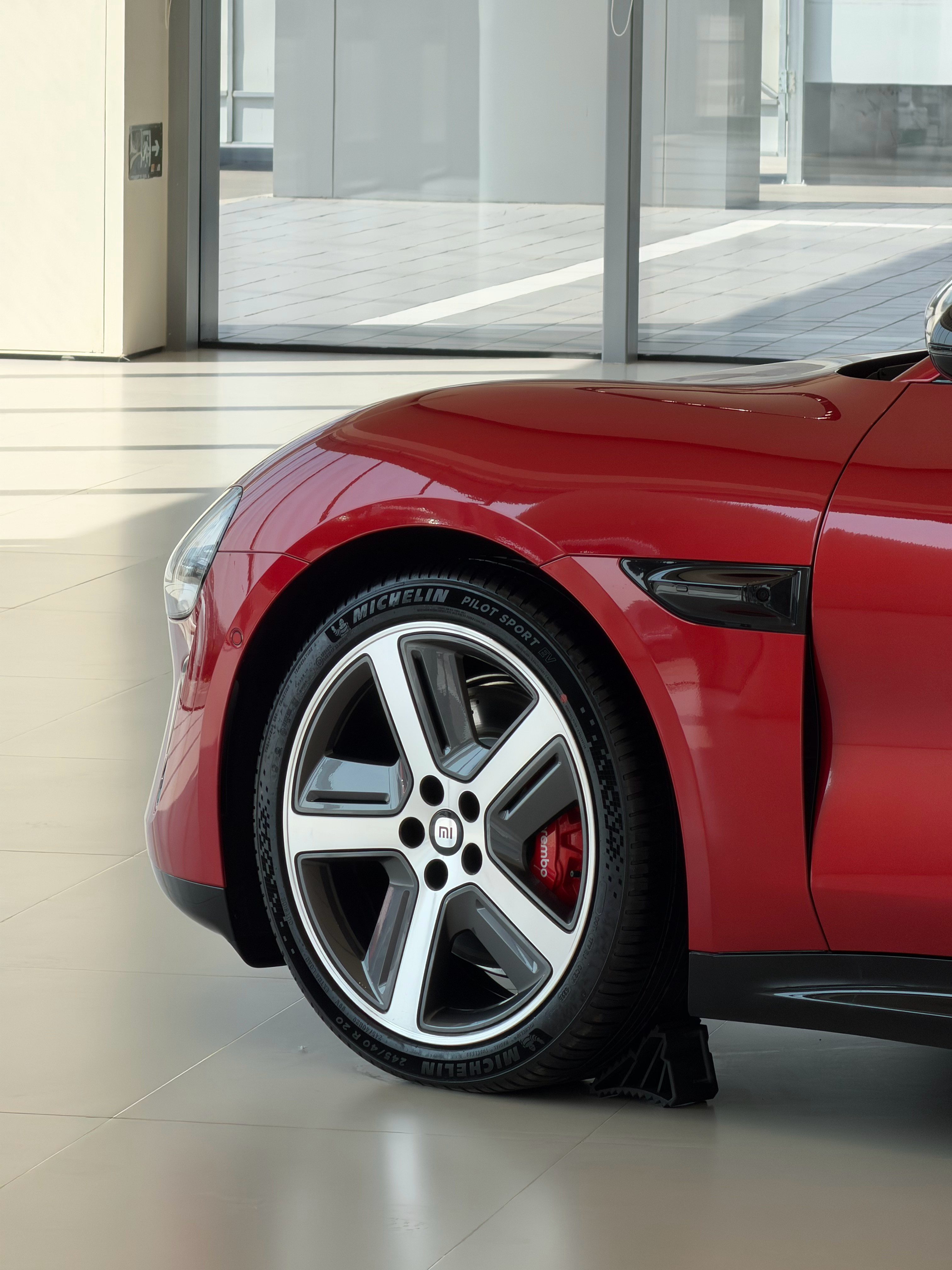 新款小米SU7的这个轮毂真好看