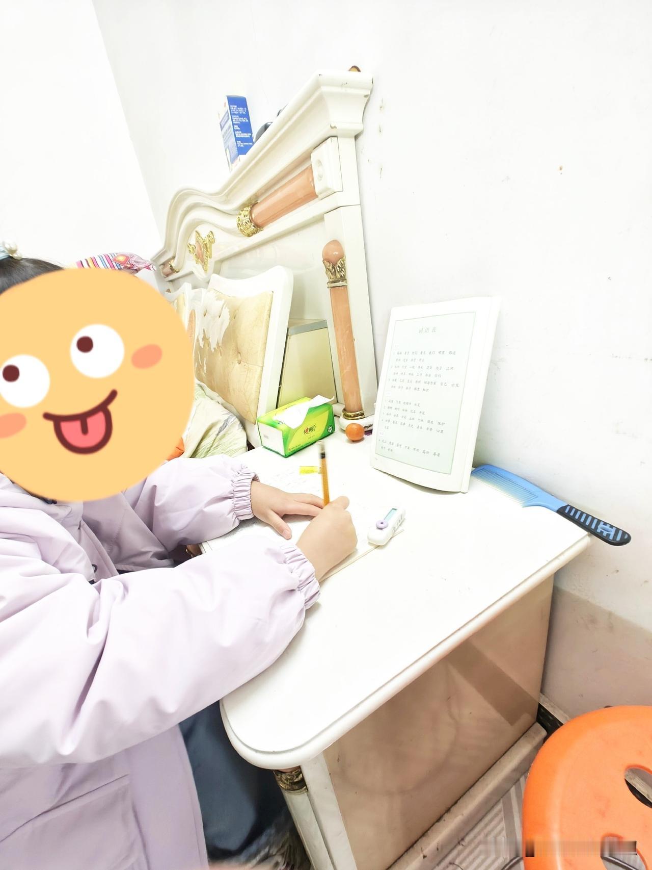 二岁半的娃要不要提前上幼儿园？好朋友问我，她娃两岁半了，要不要年后去上幼儿园呢