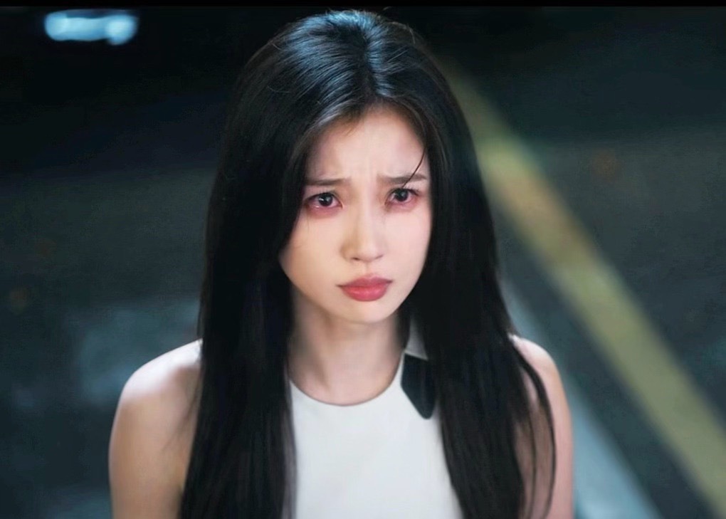 虞书欣和白鹿这眼神戏差距还是挺大的吧