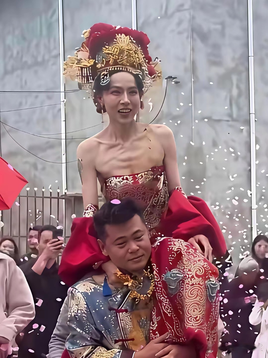 新娘也太瘦了吧