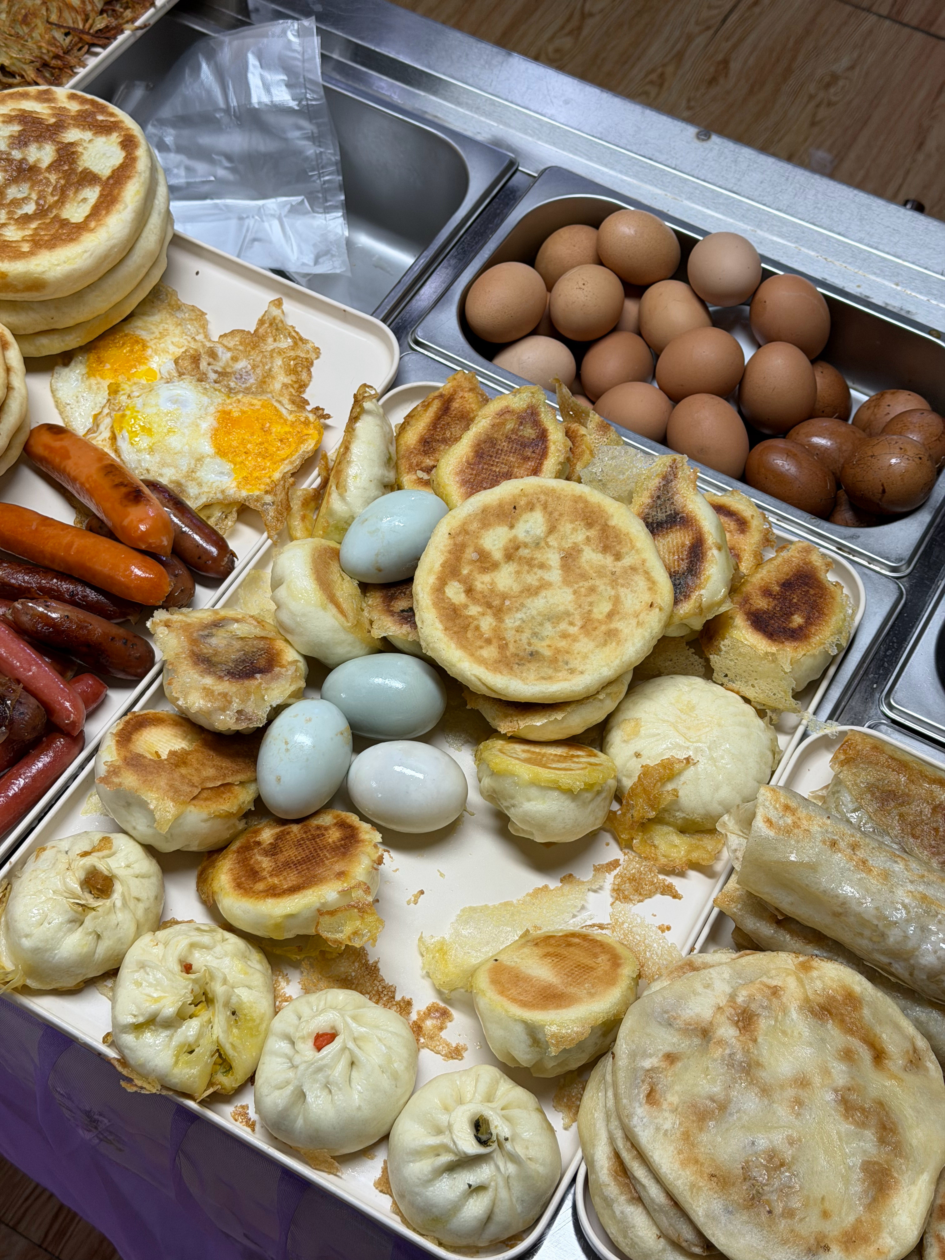 吃早饭啦，牛肉汤饭