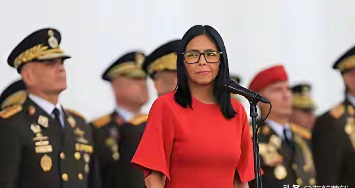 把领导卖了，自己就是领导了。