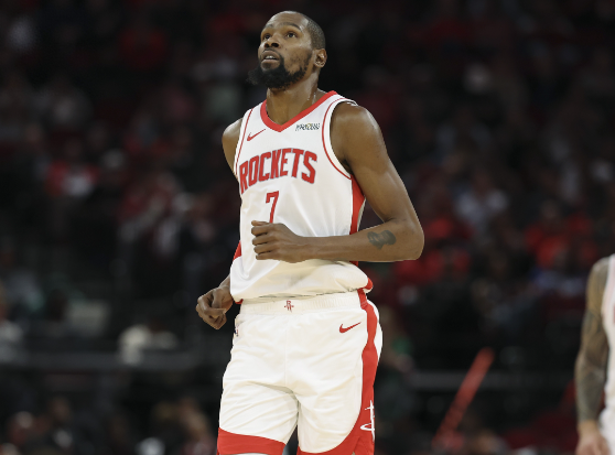 先不说为什么给申京投，为什么这赛季杜兰特关键时刻进攻欲望这么低好几次了，每次