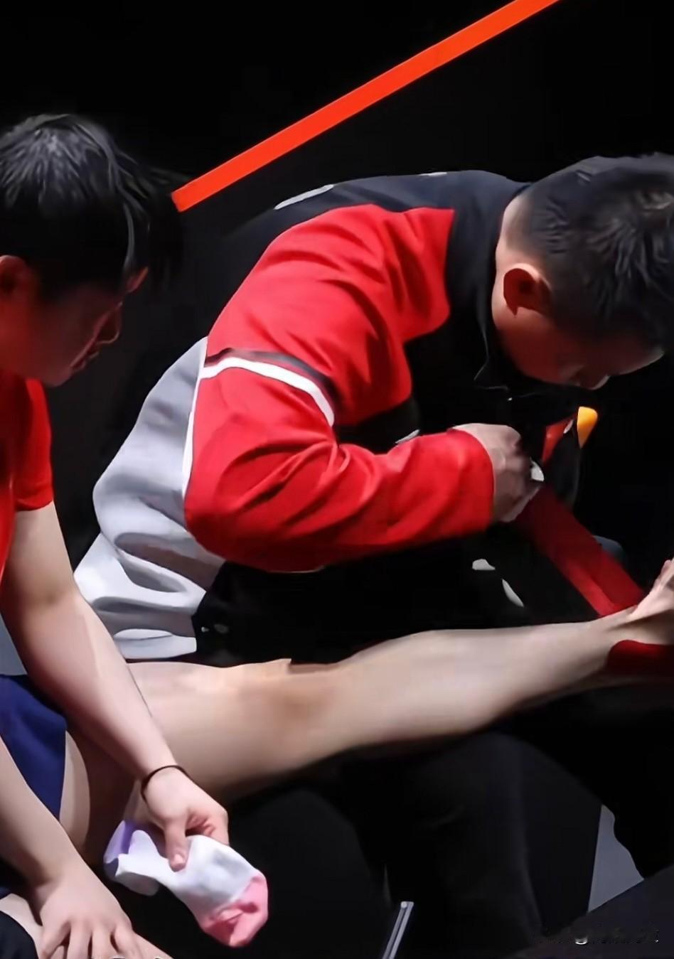 最怕的还是来了！刚才刷到莎莎回酒店那个视频，真的气不打一处来！隔着屏幕都