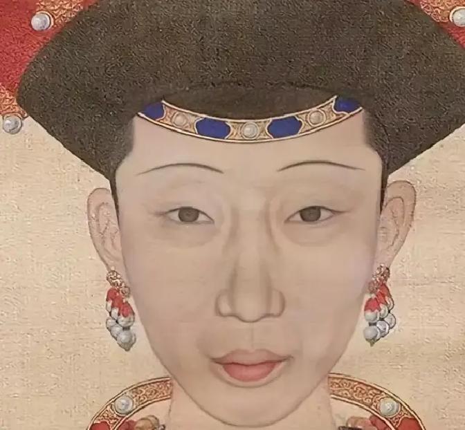 爱新觉罗家族的基因，就是从这个女人开始被坏掉了！而这个女人就是大名鼎鼎的令妃。突