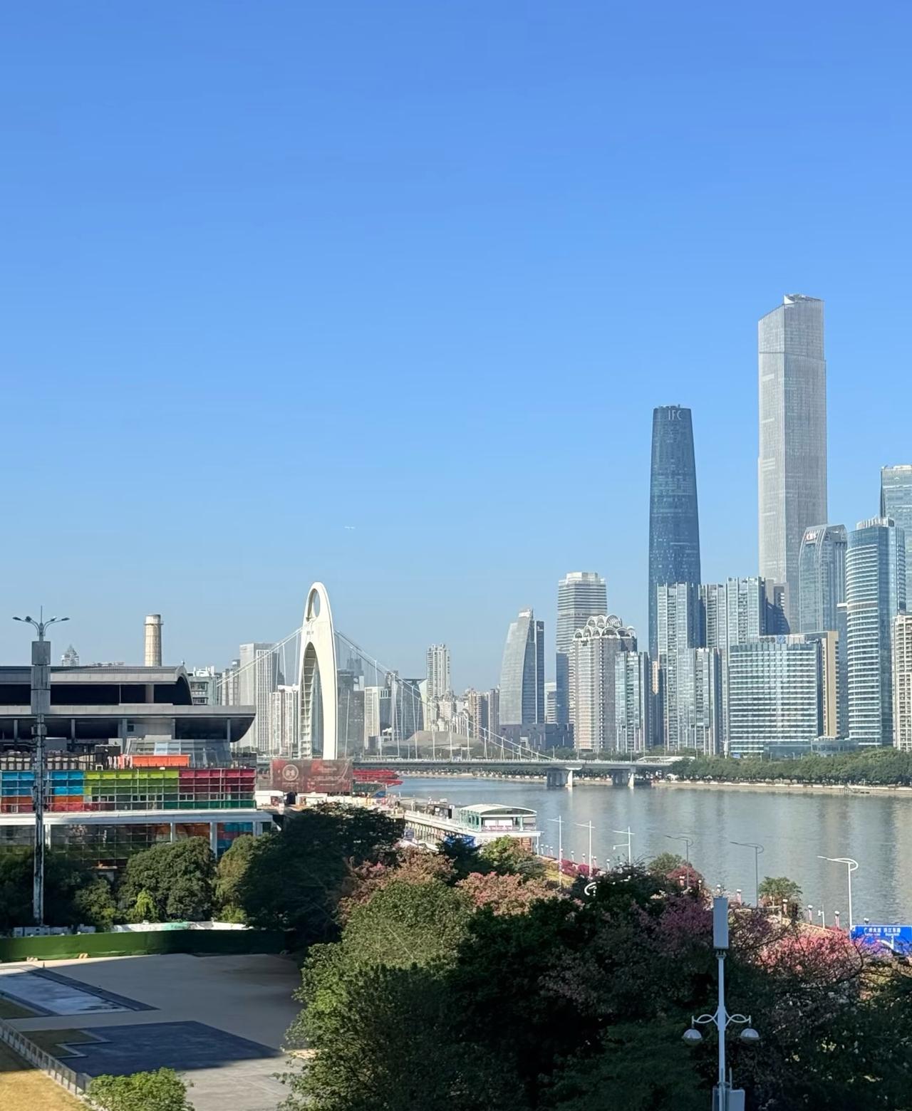 大专学历，在南沙买房可奖励3万！太牛了！南沙为了留住人才，吸引人来南沙买房，猛