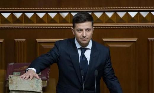 泽连斯基突然扔出重磅表态，10月28日公开宣布，乌克兰不是不想谈和平，但想让我们