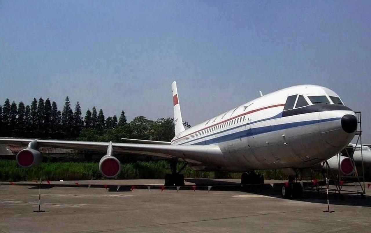为什么运10飞机会下马？80年代的中国，难道穷得连3000万元科研经费都没有