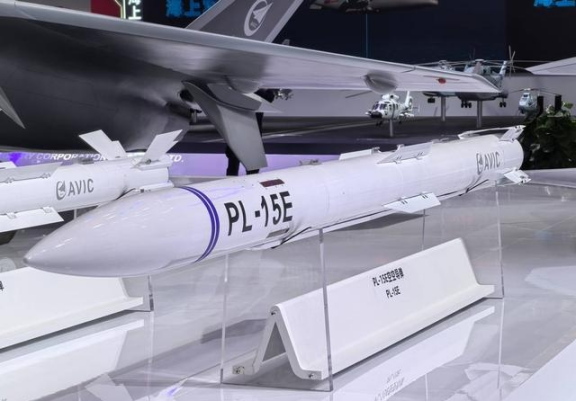 西方为啥迟迟造不出霹雳-15这样的“远程空空导弹”？这个问题其实说白了，核心就三