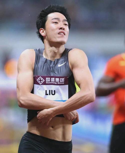 关于刘翔，大家有没有发现一个问题？就是他的健康时间和奥运会的时间是冲突的，除了2