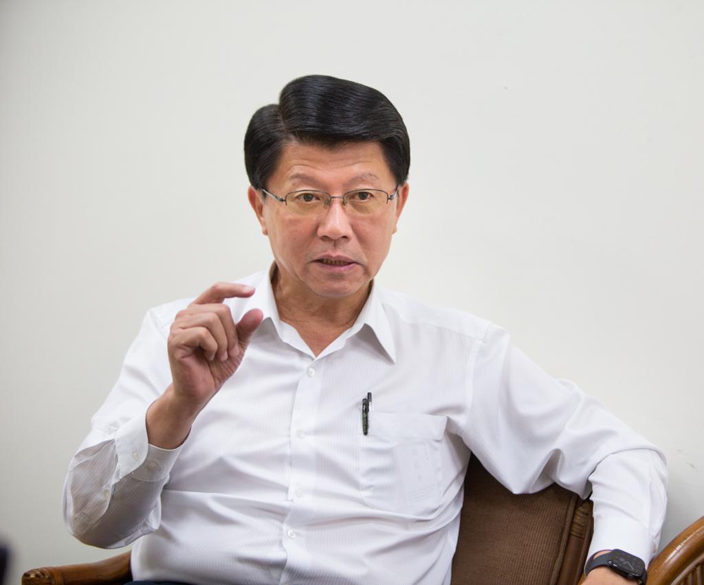 赖清德视察喊台南治水有成谢龙介开轰：知道3天淹4次的心情吗？南部地区近日豪雨