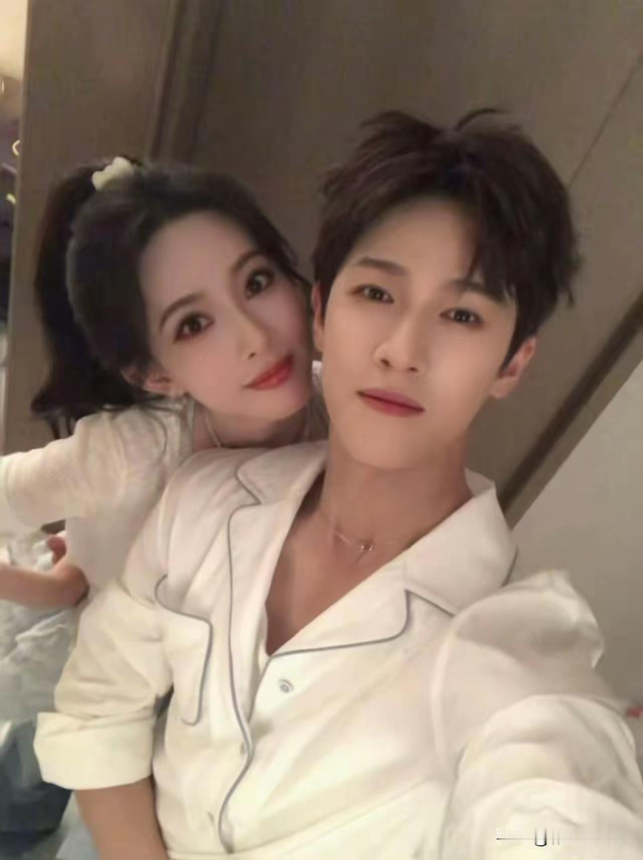孟子义李昀锐，尚公主七夕物料，不像是剧宣，倒像是“官宣”这世界上怎么会有如此般配