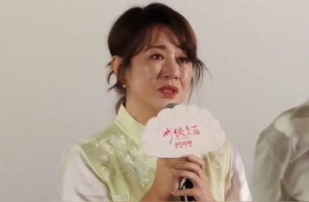 马丽哭上热搜，沈马CP粉的“戏”该散场了？家人们谁懂啊！马丽最近在《水饺皇后》