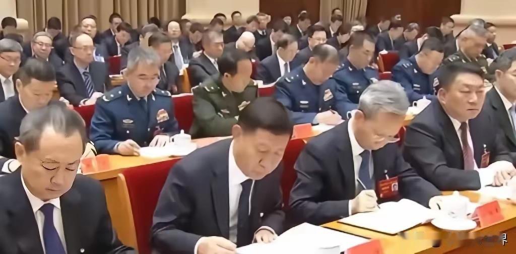 中央军委纪委扩大会议1月16号在北京招开，这是一场净化军队永葆战斗力的一场大会，